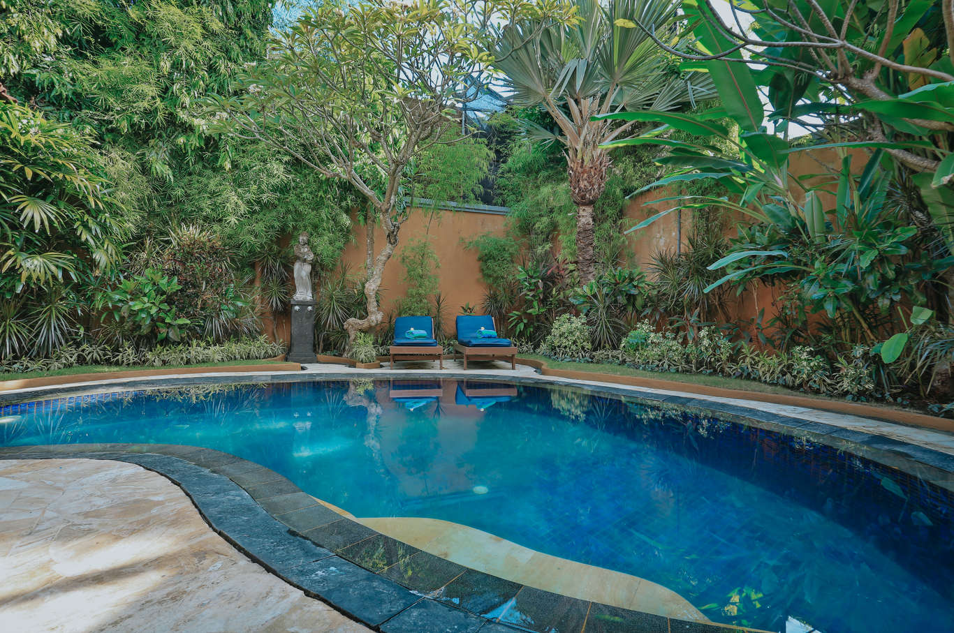 parigata-executive-outdoor2